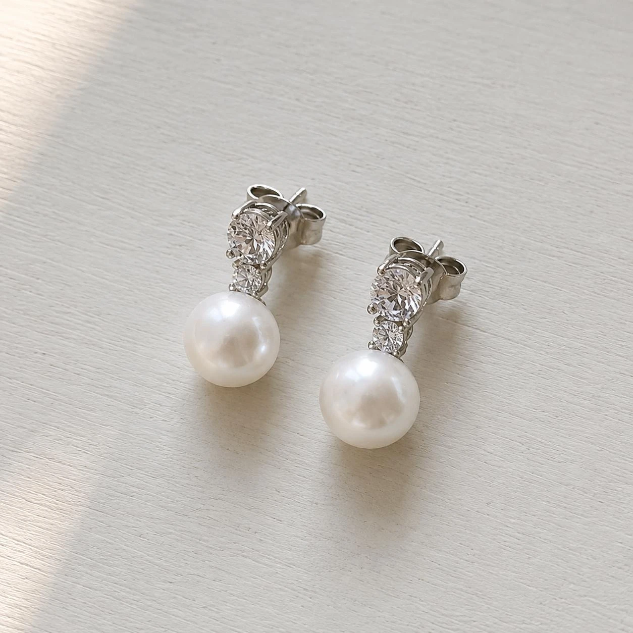 Conjunto colar e brincos de pérolas Winter's Embrace / Novo – photo 3